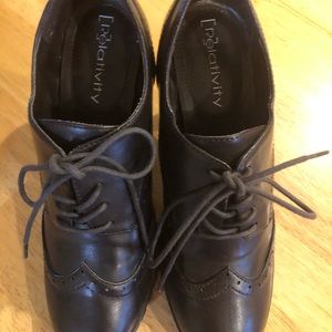 Size 8 1/2 Relativity Brown Leather Shoes